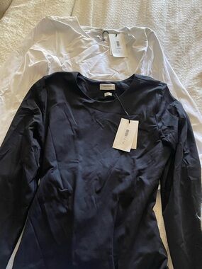 Aritzia Long Sleeve Crew Neck Tops - Black and White